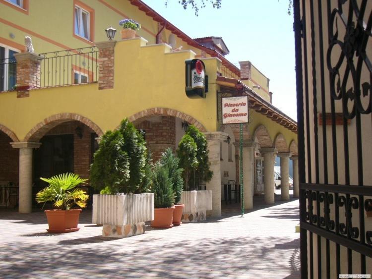 Penzion Da Giacomo Trencin Ngoại thất bức ảnh